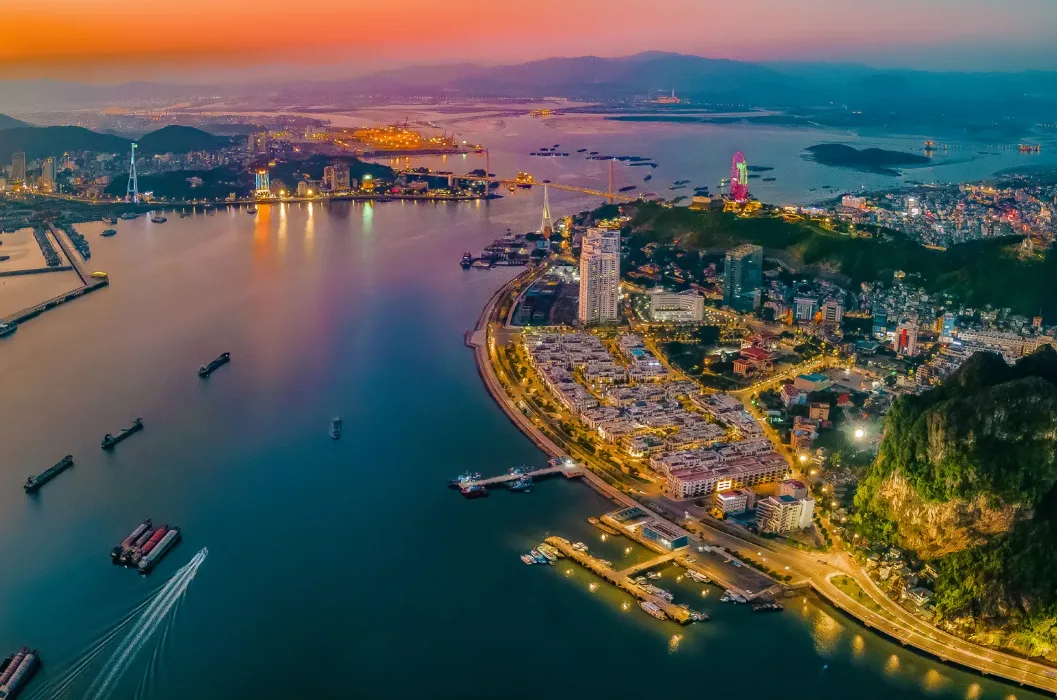 Tuyến Xe Ghép Nam Định – Hạ Long – Quảng Ninh: Lựa Chọn Thông Minh Cho Chuyến Đi Tiện Lợi