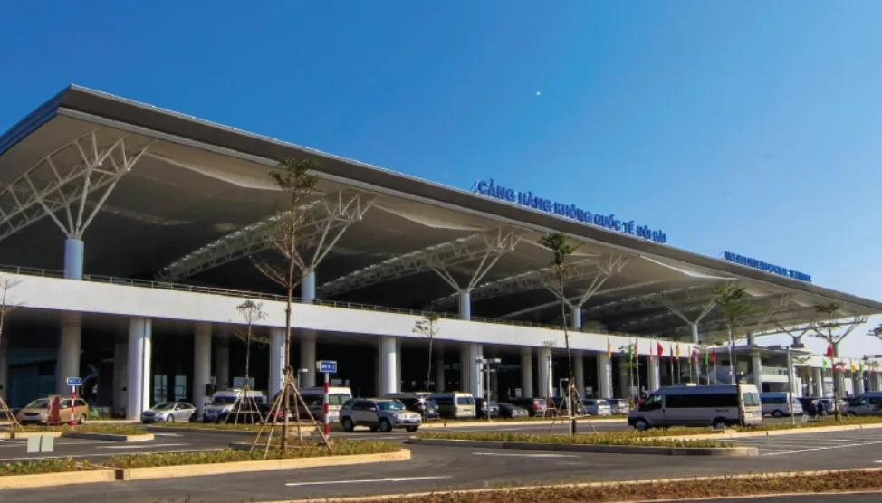 Xe Taxi Ghép Miền Bắc Minh Tuấn Có An Toàn Không? Xóa Tan Mọi Lo Lắng Của Bạn!